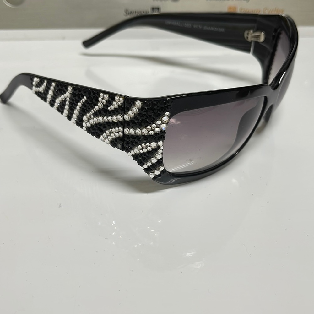 Jimmy Crystal Swarovski Crystal Sunglasses Black White Zebra GUC